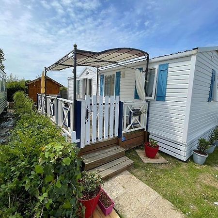 Sylvie Proprietaire Du Mobil-Home Saint-Pair-sur-Mer Exteriör bild