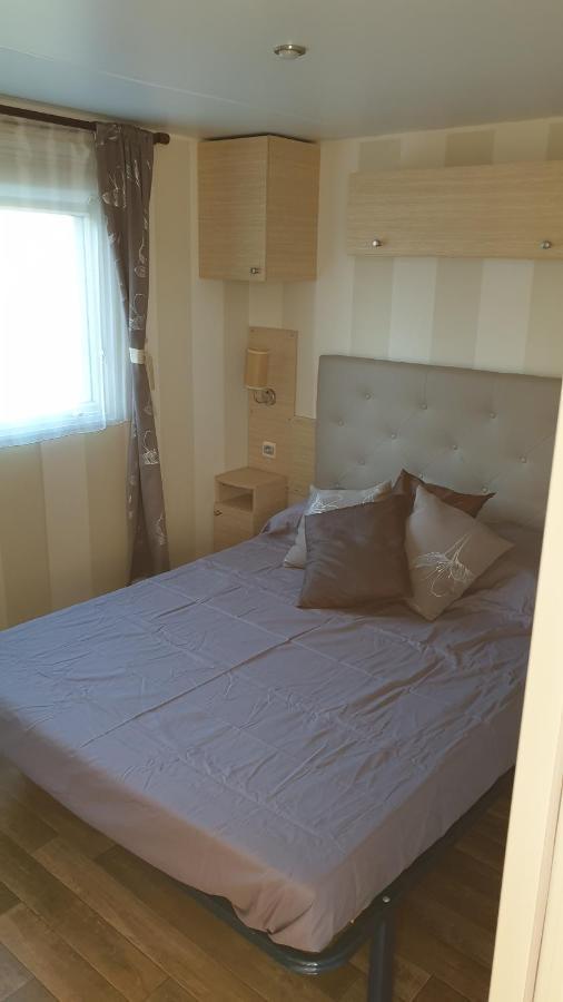 Sylvie Proprietaire Du Mobil-Home Saint-Pair-sur-Mer Exteriör bild