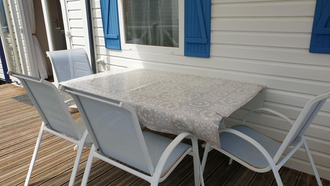 Sylvie Proprietaire Du Mobil-Home Saint-Pair-sur-Mer Exteriör bild