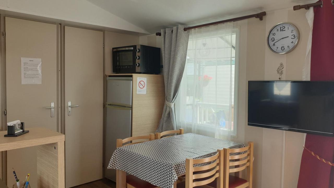 Sylvie Proprietaire Du Mobil-Home Saint-Pair-sur-Mer Exteriör bild